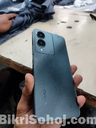 Vivo y17s